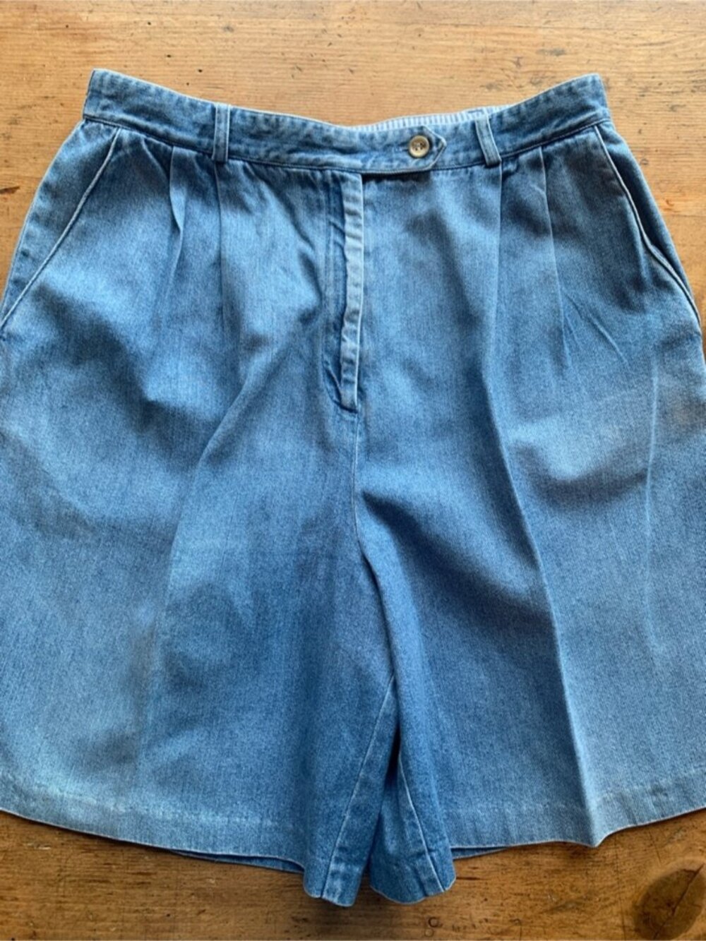 Blue Pleated Denim Bermuda Shorts - Picture 2 of 2